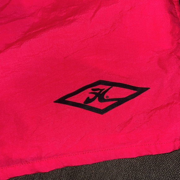 Hobie | Men’s Vintage 80’s Hot Pink Lined Swim Trunks with pockets | size 1X - Picture 3 of 10